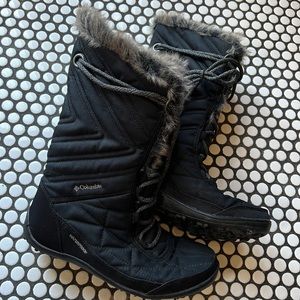 Like New Columbia Faux Fur Snow Boots